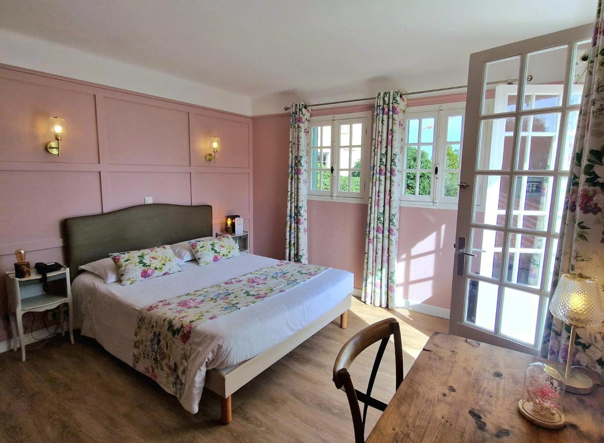 Hotel Mas Djoliba Antibes Habitación foto